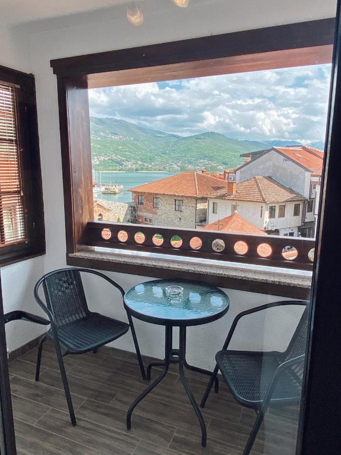 Villa Sapkar Lake View Охрид Экстерьер фото